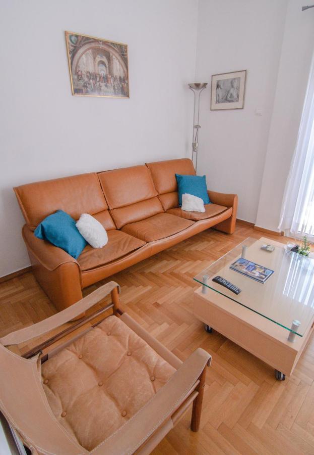 Apartamento The Rebel'S Temple Atenas Exterior foto