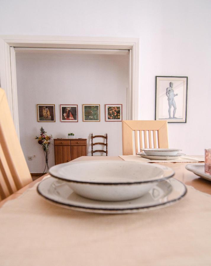 Apartamento The Rebel'S Temple Atenas Exterior foto