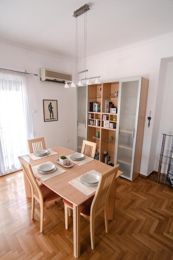 Apartamento The Rebel'S Temple Atenas Exterior foto