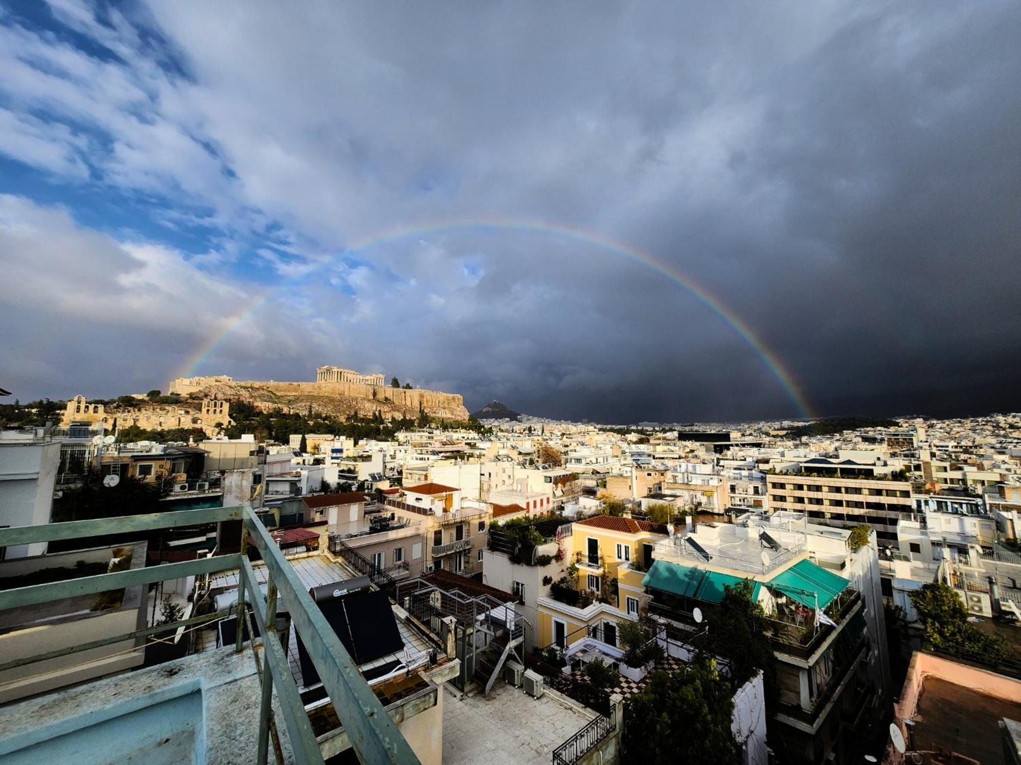 Apartamento The Rebel'S Temple Atenas Exterior foto